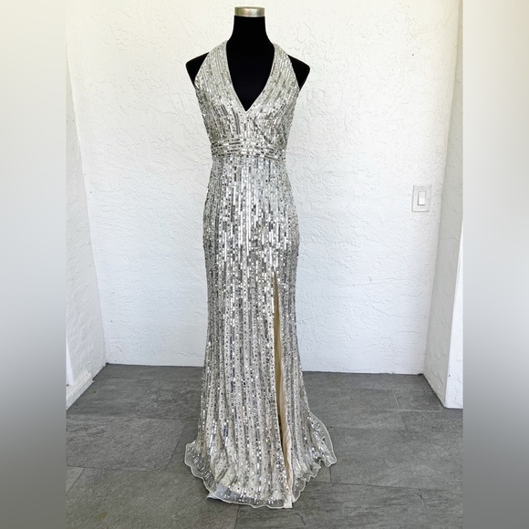 Mac Duggal Silver Sequin Beaded Formal Evening Gown Silver 5759 Womens 4 - Picture 3 of 10